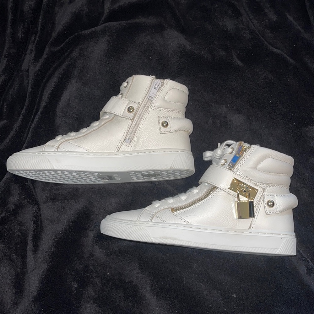 NWT! Aldo “Fasnacht” white sneakers sz 6.5